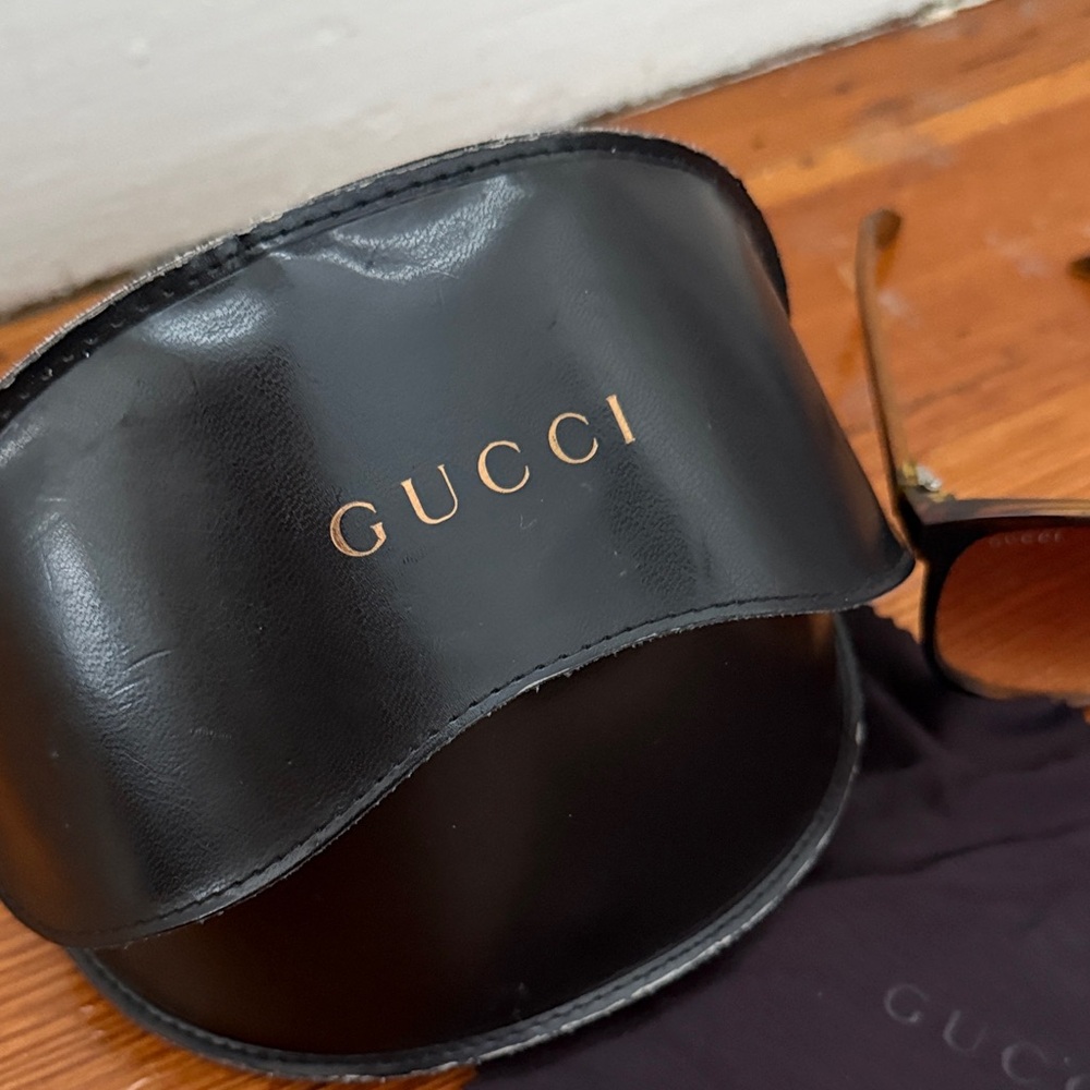 Gucci Men's Black Frame with Brown Gradient Lenses Sunglasses - Picture 2 of 7